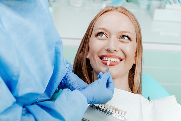 Dental Bonding Vs Fillings For A Smile Makeover